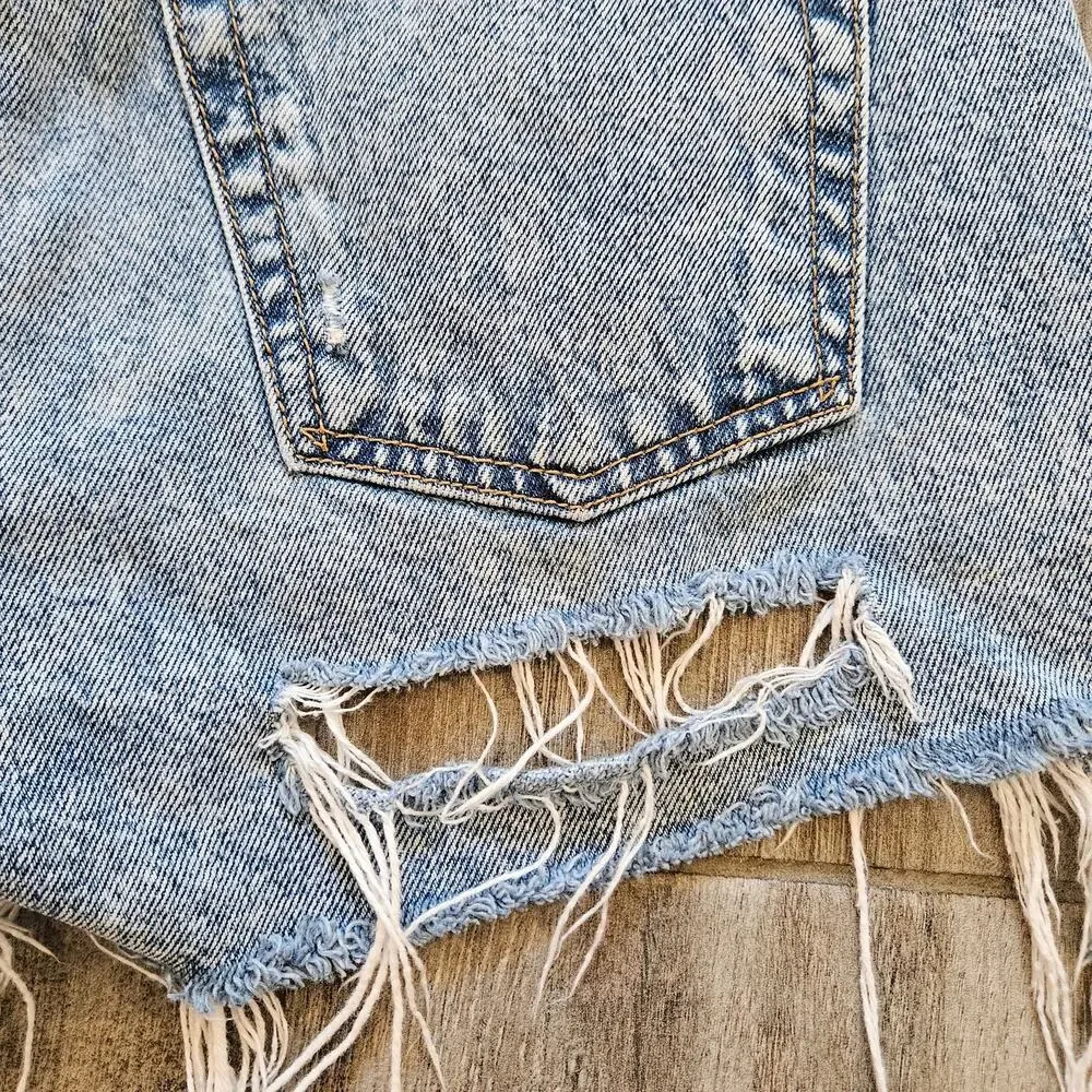 GRLFRND Helena High-Rise Distressed‎ Cut-Off Denim Shorts Women’s 25 Light Wash